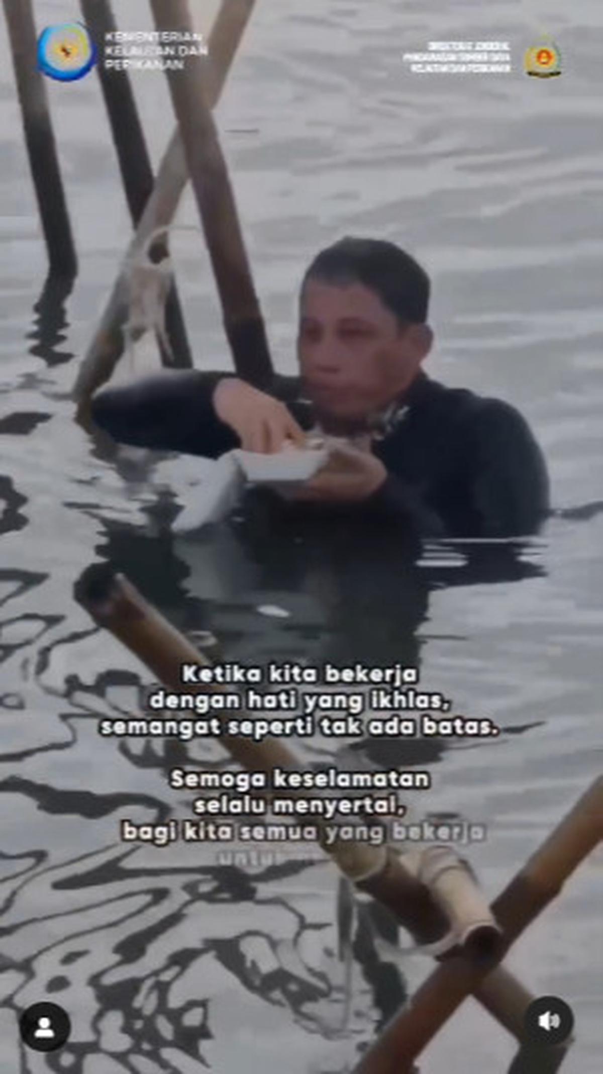 Perjuangan Gigih Pasukan Obrak Abrik Pagar Bambu, Tahan Dingin Isi Perut Makan di Laut
