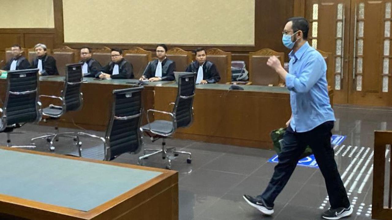 Eks Kepala Bea Cukai Makassar Andhi Pramono Divonis 10 Tahun Penjara & Denda Rp1 Miliar