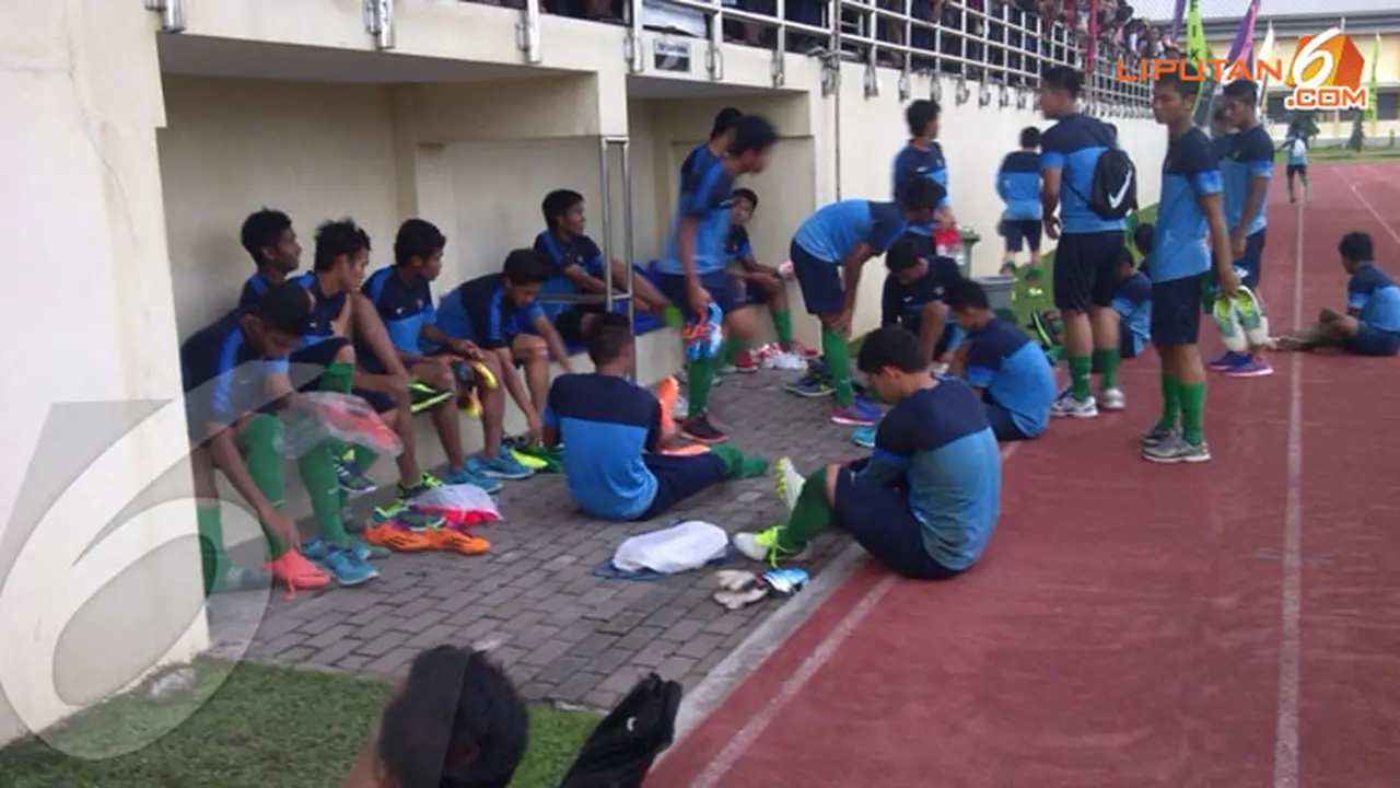 u-19-140114b.jpg