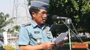 Citizen6, Surabaya: Sebanyak 64 orang Bintara TNI AL mengikuti masa orientas Diklaba angkatan ke - 4 yang dibuka Dankodikdukum Kolonel Laut (T) M. Simbolon, di lapangan Laut Seram, Kesatrian Bumimoro, Kobangdikal, Surabaya, Senin (28/5). (Pengirim: Penkob