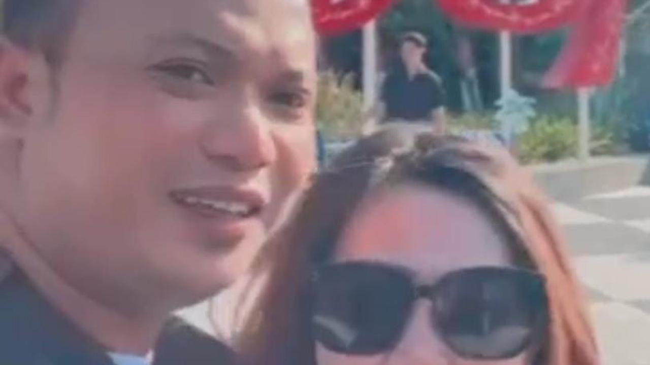 Dalam unggahan lain, tampak Luluk Nuril dan suaminya sedang berlibur ke Bali. Wajah mereka penuh dengan kebahagiaan.<br>