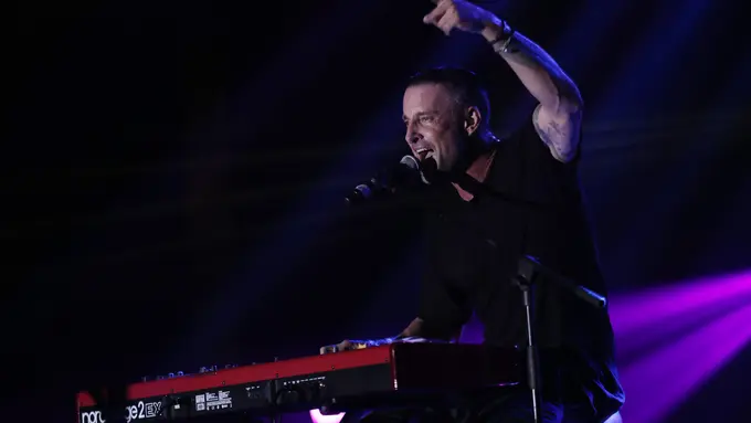 [Bintang] Daniel Powter