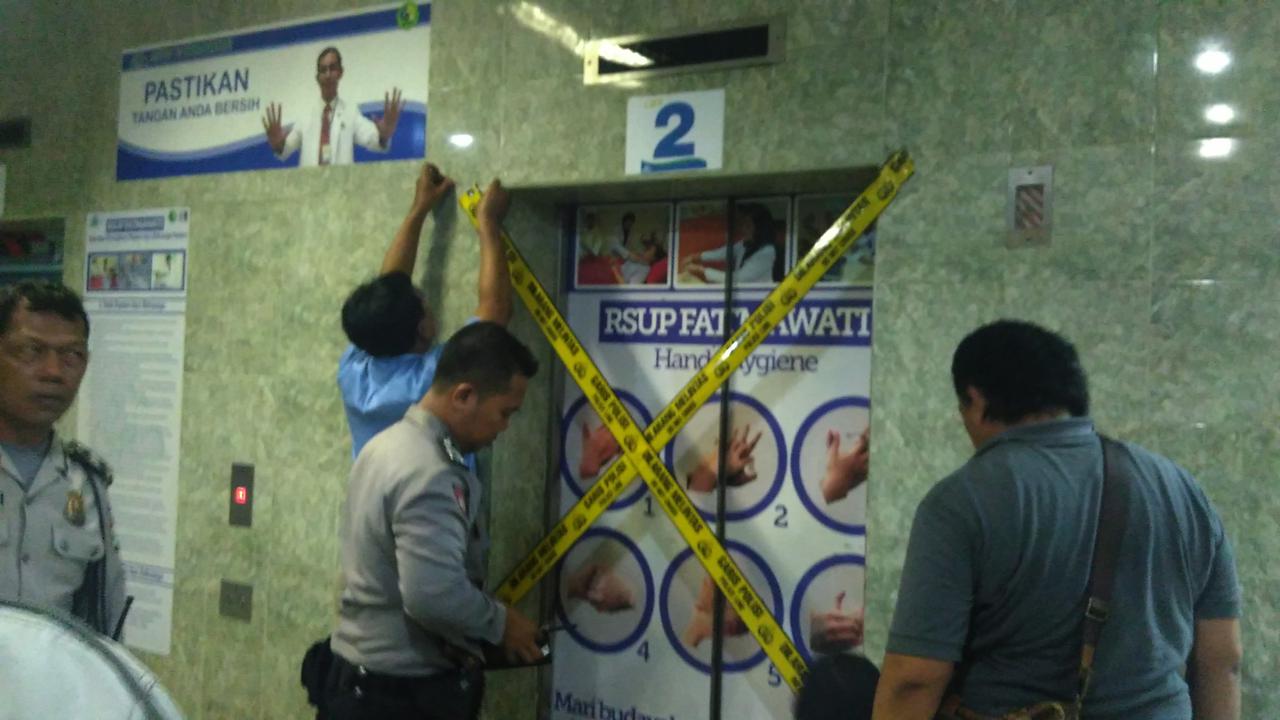 Lift jatuh