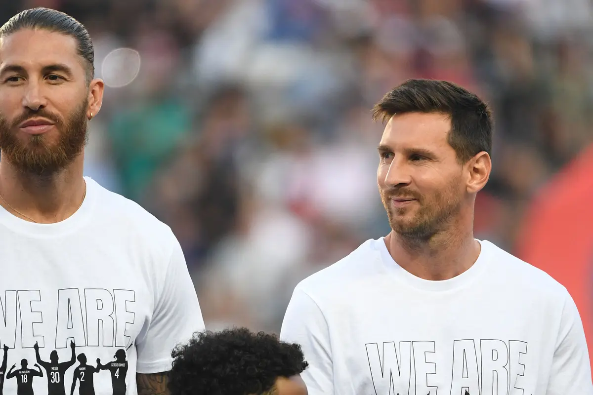 Foto: 6 Pemain yang Pernah Satu Tim dengan Messi dan Ronaldo, Sergio Ramos Paling Baru