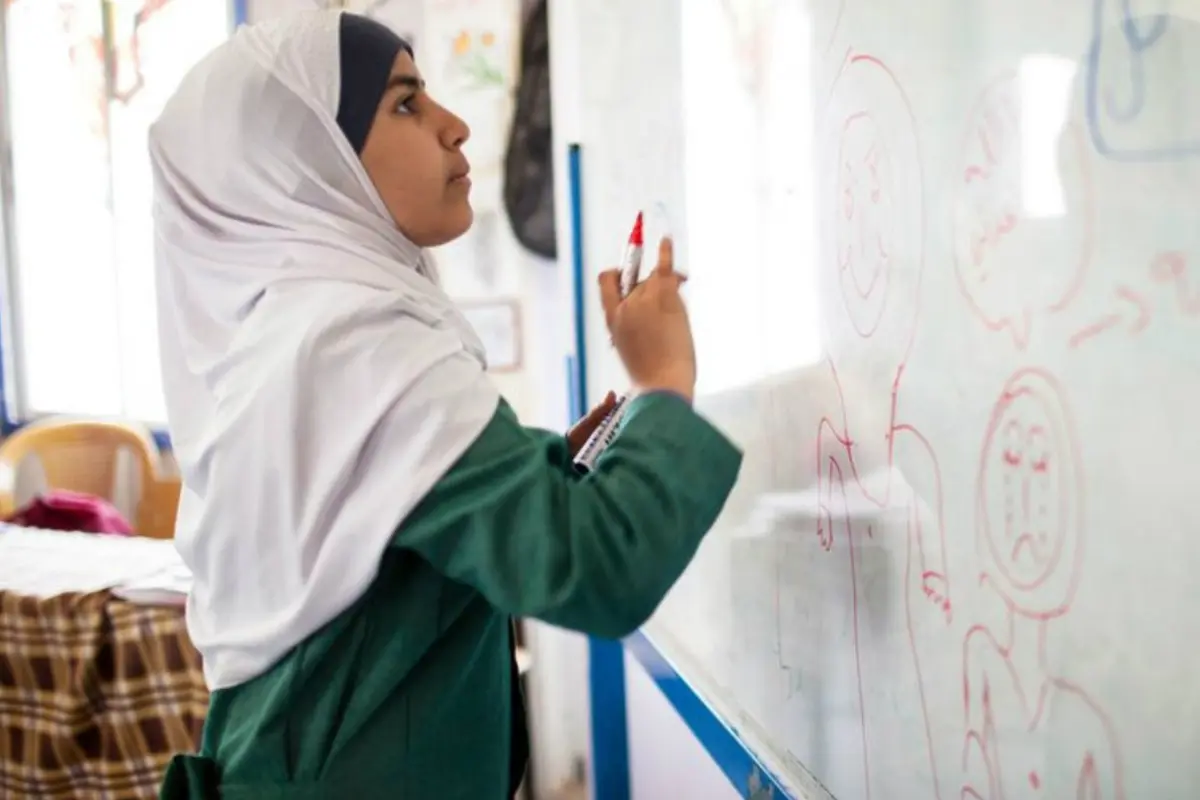 Masih 15 Tahun, Perempuan Ini Menentang Pernikahan Dini