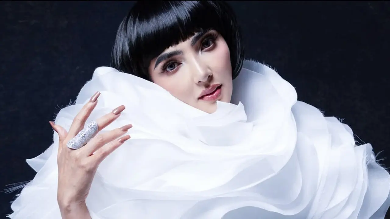Penampilan  Ashanty dengan gaya rambut pendek bob