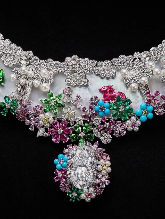 Ketika Perhiasan Menjadi Lukisan Miniatur Alam, Dior Diorexquis Forêt Nacrée Raih Prix du Savoir-Faire di Monaco