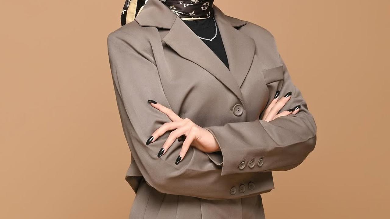 Kerap Tampil Seksi, Ini Sederet Momen Ghea Youbi Pakai Hijab yang Bikin Makin Cantik dan Didoakan Istiqomah
