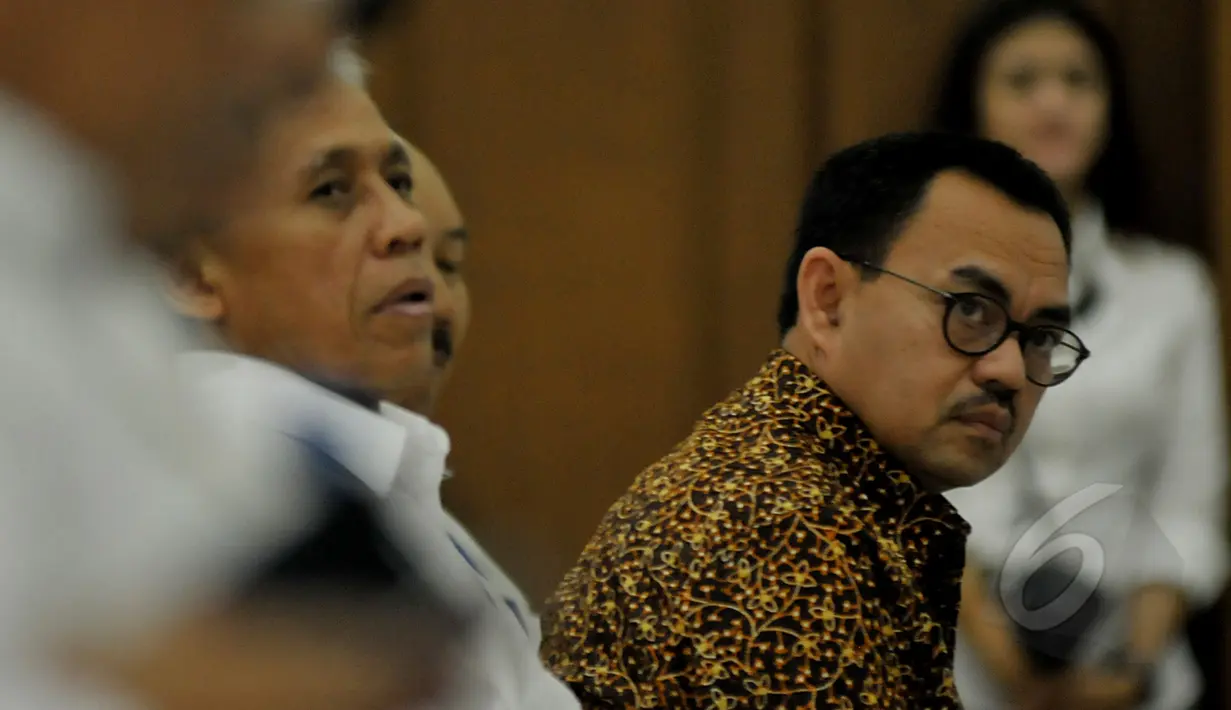 Menteri Energi dan Sumber Daya Mineral (ESDM) Sudirman Said (kanan) saat menghadiri peluncuran Mandatori B-15, Jakarta, Senin (23/3/2015). (Liputan6.com/Johan Tallo)