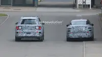 Tampilan Mercedes-Benz GLB 2026 terungkap, baik versi ICE dan EV, tengah diuji coba di jalanan. (Autoevolution/ Rendy Yansah)