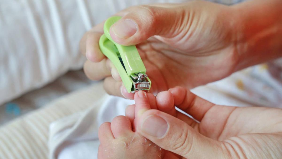 Rekomendasi Gunting Kuku Bayi Berkualitas yang Aman, Presisi, dan Nyaman Digunakan