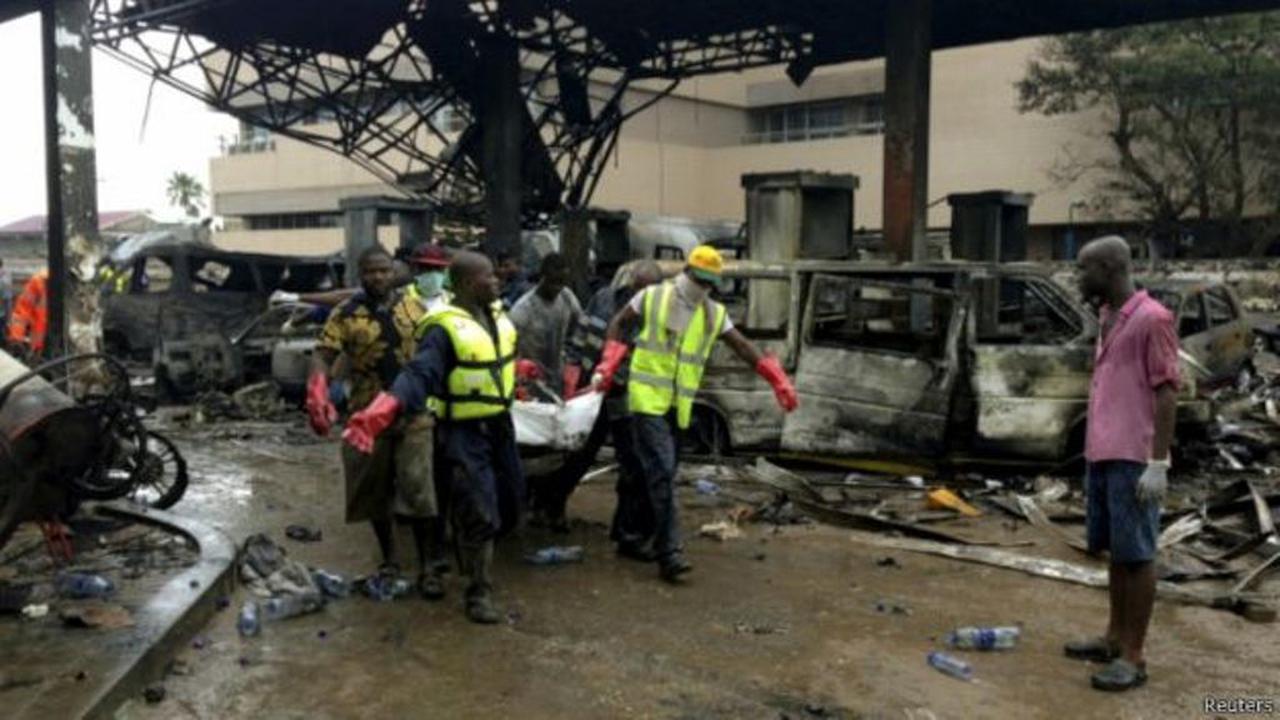 4-6-2015: Tragedi Ledakan Pom Bensin Ghana Perenggut 150 Nyawa