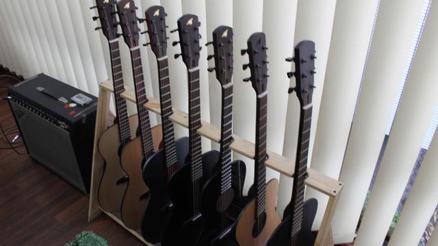 Anymo, Gitar Tipis Kreasi Warga Bandung yang Curi Perhatian Dunia