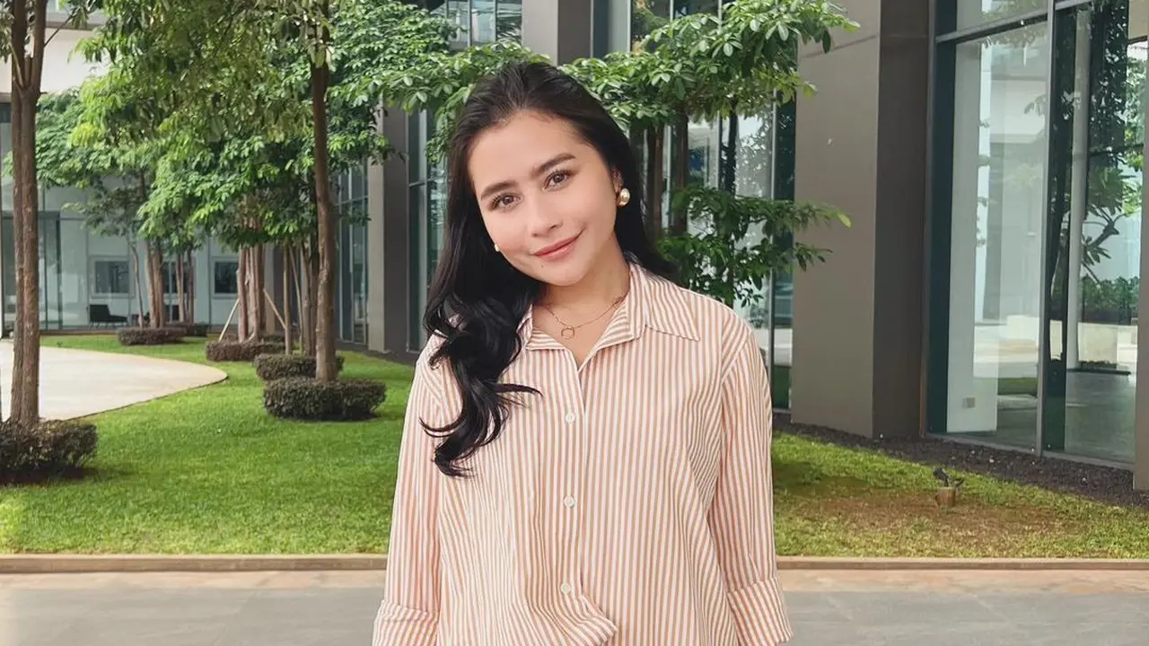 Prilly Latuconsina (Instagram/prillylatuconsina96)