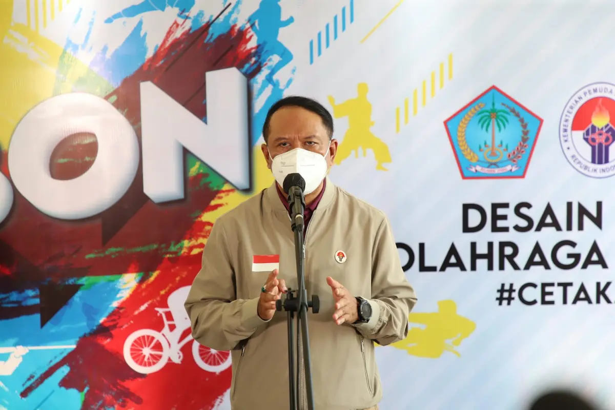 Menpora saat menggelar sosialisasi Perpres terkait DBON di Manado, Sulut.