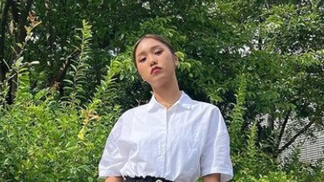 Potret Mimi Oh My Girl, Idol Kpop yang Lahir di Pulau Jeju