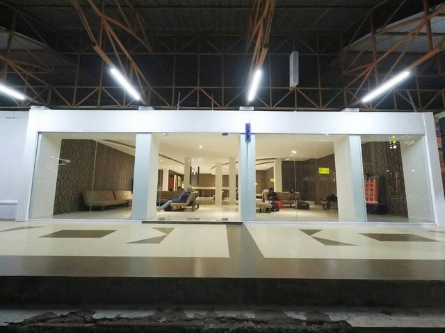 Ruang Tunggu Stasiun Bikin Kangen Ke Cirebon Regional Liputan6 Com