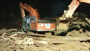 Kementerian Kehutanan (Kemenhut) mempercepat upaya pembersihan tumpukan kayu limbah bencana banjir dan material lumpur di sejumlah wilayah terdampak banjir di Sumatra bersama dengan kementerian/lembaga lain serta masyarakat setempat (kehutanan.go.id)