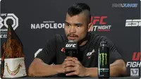 Atlet MMA Jeka Saragih merebut kemenangan pertama di debut UFC lawan Lucas Alexander (youtube/MMA Junkie)