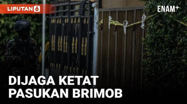 Rekonstruksi kasus pembunuhan Brigadir J akan digelar hari Selasa (30/8) dengan menghadirikan para tersangka. Sejak pagi hari, rumah Ferdy Sambo di kawasan Duren Tiga Jakarta dijaga ketat pasukan Brimob bersenjata laras panjang.