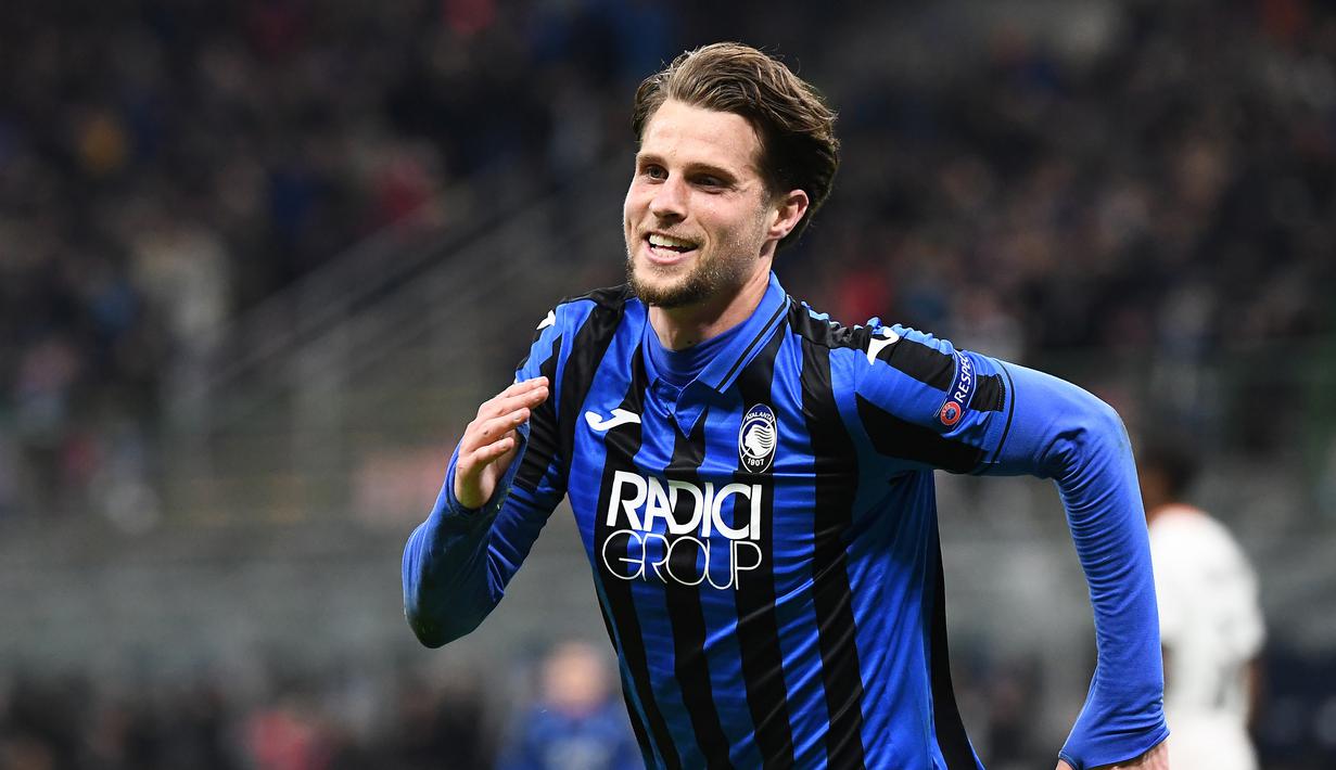 2. Hans Hateboer - Pemain berusia 26 tahun ini adalah salah satu pilar Atalanta di sektor bek kanan. Kemampuan mumpuni dan serta disiplin tinggi di lini belakang membuatnya menjadi incaran PSG. (AFP/Vincenzo Pinto)