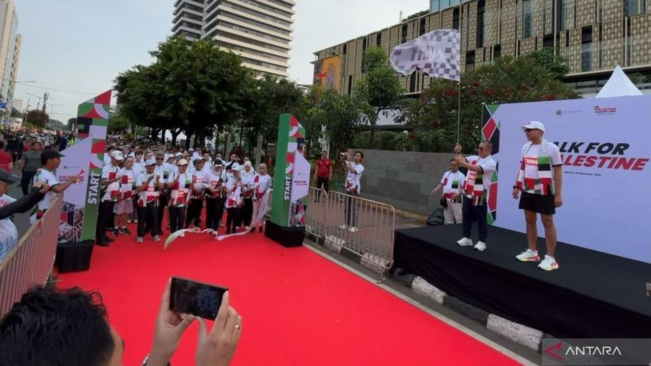 Kemlu RI Gaungkan Solidaritas Palestina Melalui 'Walk for Palestine' di CFD Jakarta