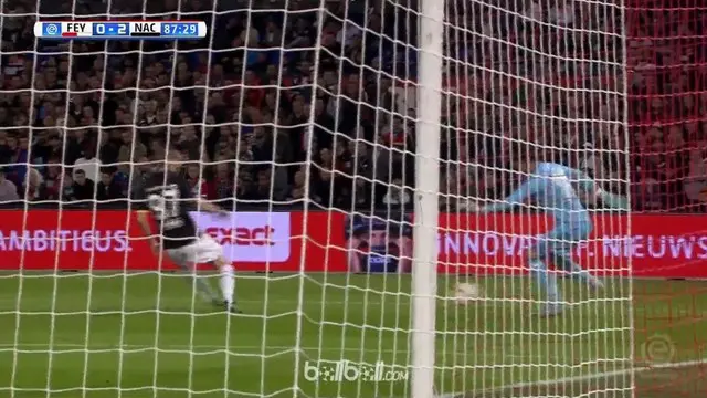 VIDEO: Blunder Memalukan Kiper Feyenoord di Liga Belanda