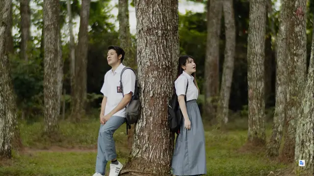 Rilis Single, Ini 7 Potret Via Vallen dan Kekasih Pakai Seragam SMA di Video Klip Baru