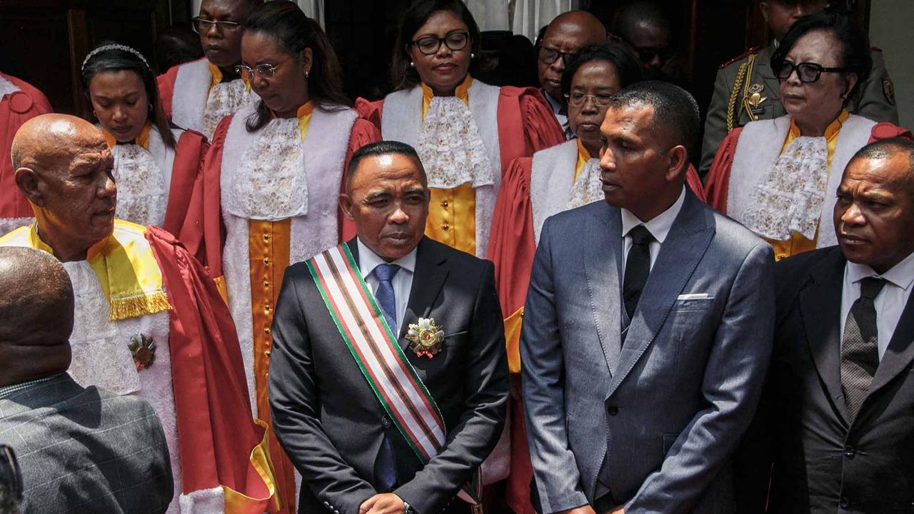 FOTO: Kolonel Michael Randrianirina Resmi Pimpin Madagaskar Usai Kudeta Militer