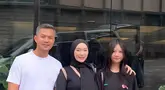 Kini, Aqila telah tumbuh menjadi gadis remaja yang cantik jelita dan memesona. Aqila, yang lahir pada Agustus 2001, kini berusia 13 tahun dan memiliki pesona yang luar biasa. (Lipuan6.com/IG/@zaskia_gotix)