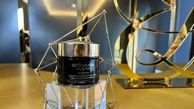 Estee Lauder Re-Nutriv Ultimate Diamond Brilliance Crème