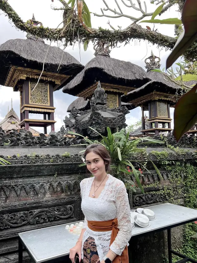 7 Potret Terbaru Denira Wiraguna, Pemeran Renata dalam Serial Cupcake Untuk Rain