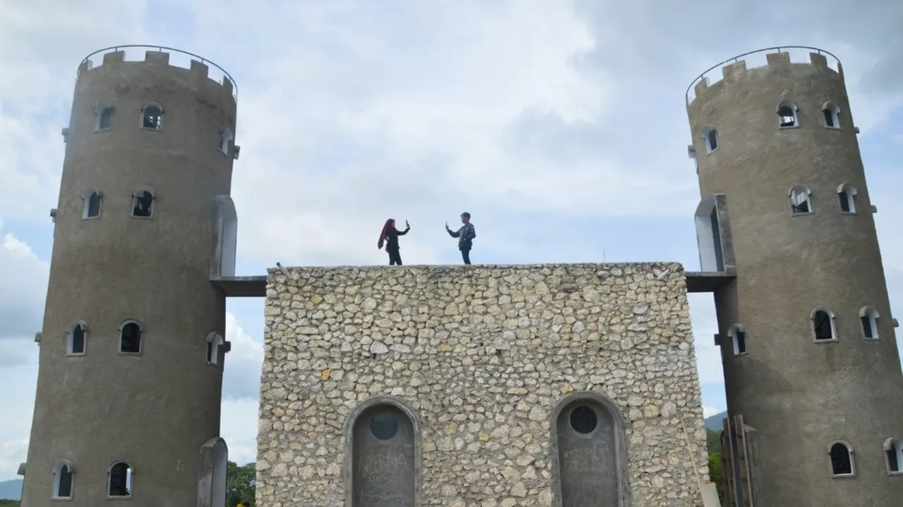 Wisata Benteng Ulantha Gorontalo