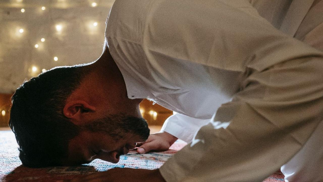 Doa Sujud Sahwi dan Cara Mengerjakannya dengan Benar, Simak Selengkapnya