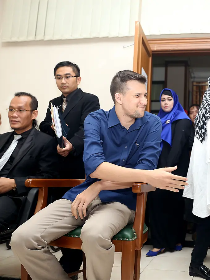 Stuart Collin dan Risty Tagor