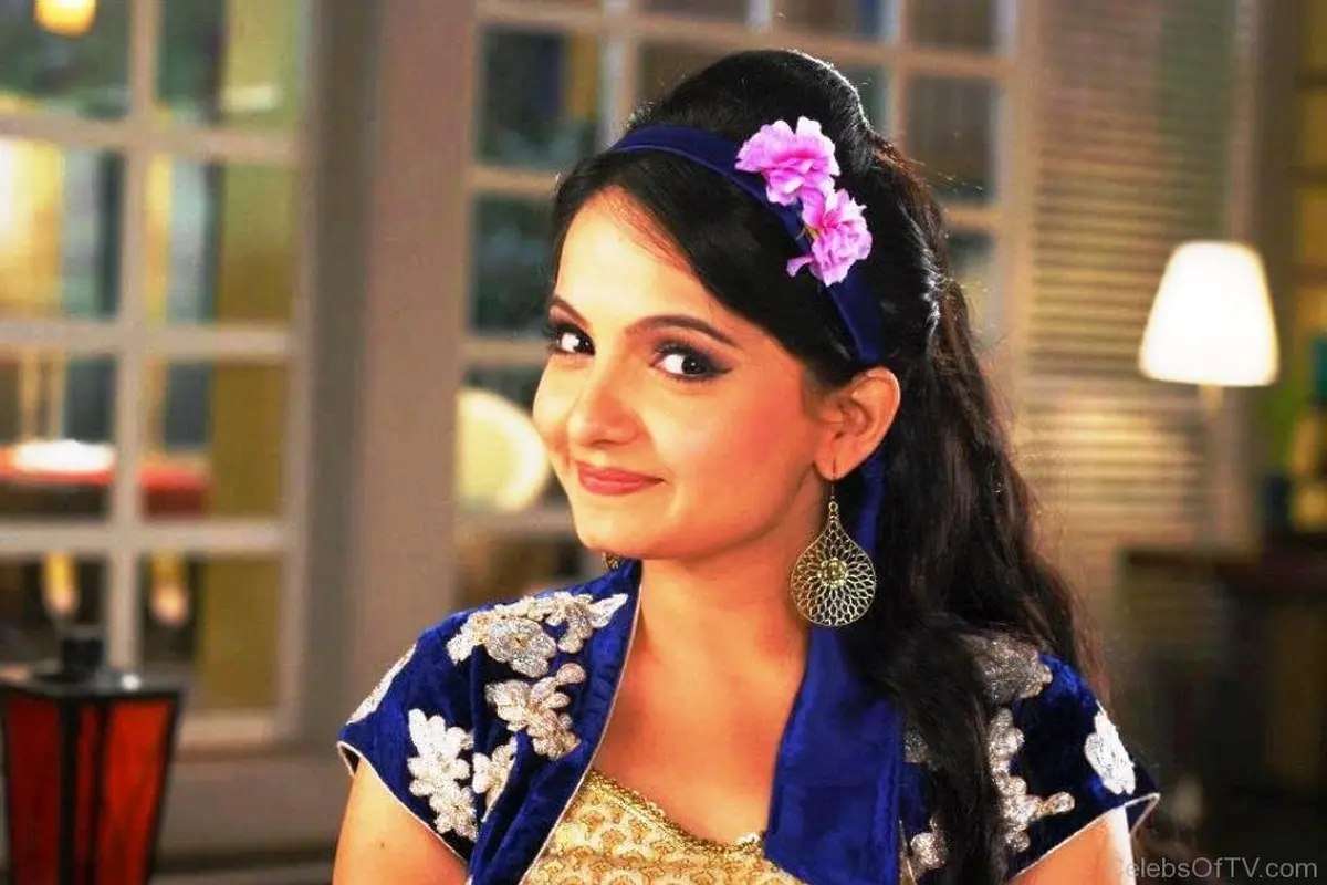 [Bintang] Mengenal Giaa Manek, Pemeran Gopi Muda