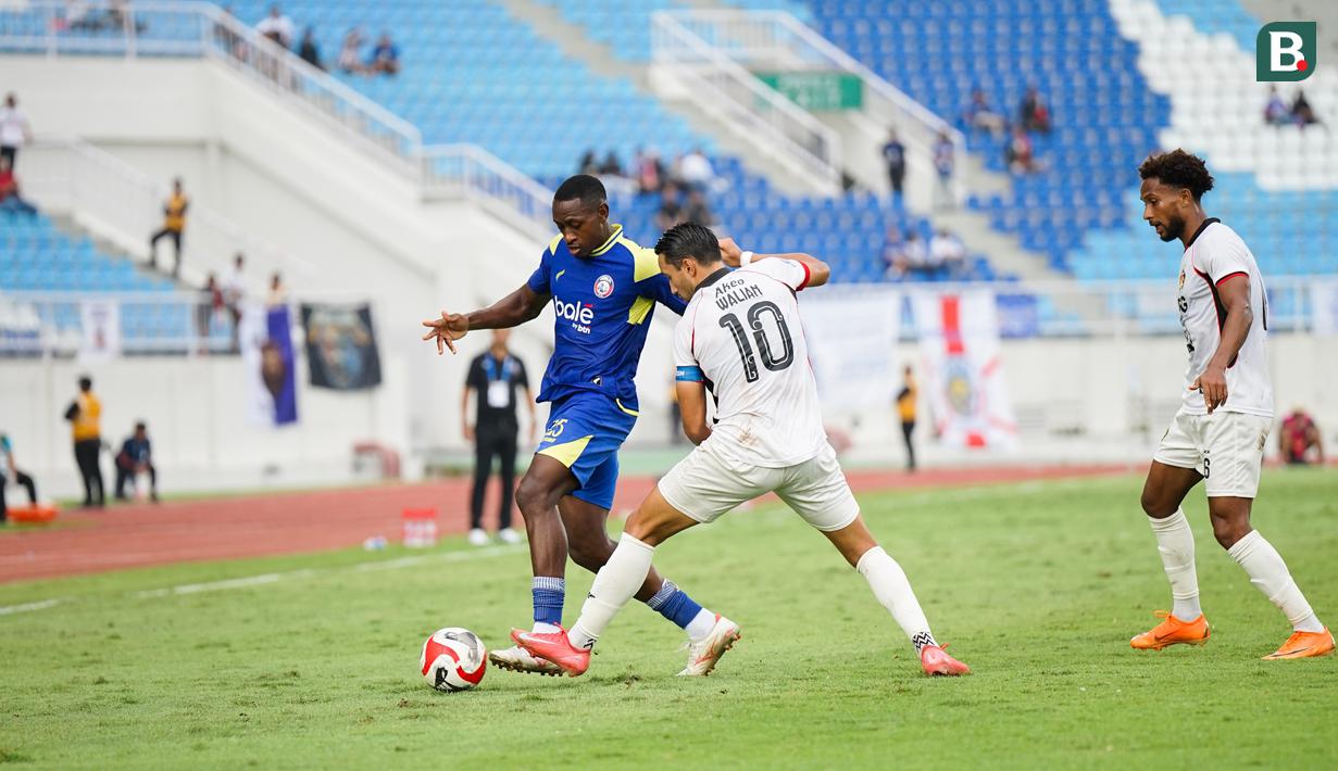 Arema FC berhasil meraih kemenangan 2-1 atas Persik Kediri pada laga pekan ke-17 BRI Super League musim ini di Stadion Kanjuruhan, Minggu (11/1/2026) sore WIB. (Bola.com/Iwan Setiawan)