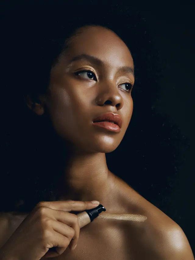 Beauty Review: Mencoba Highlighter Terbaru dari Rollover Reaction