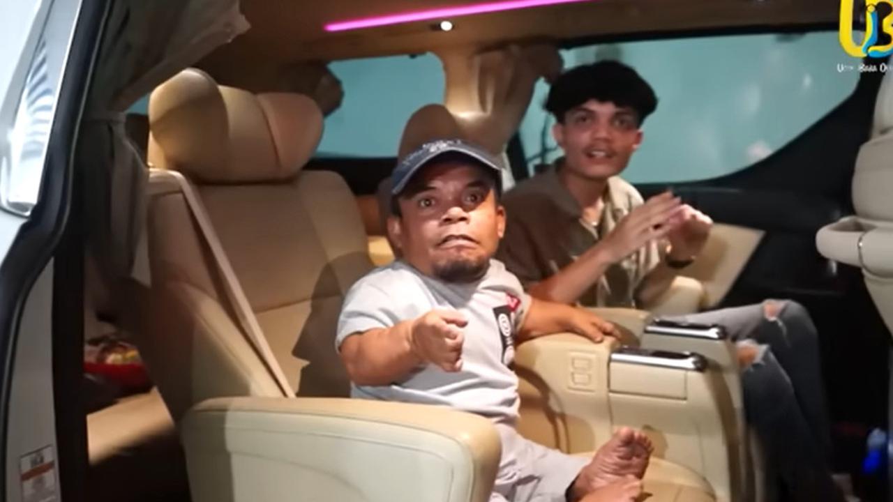 Jelang Lebaran untuk Mudik, Ucok Baba Kegirangan Dapat Tukar Tambah Mobil Agya dengan Mobil Mewah 'Jangan Mengambil Keuntungan