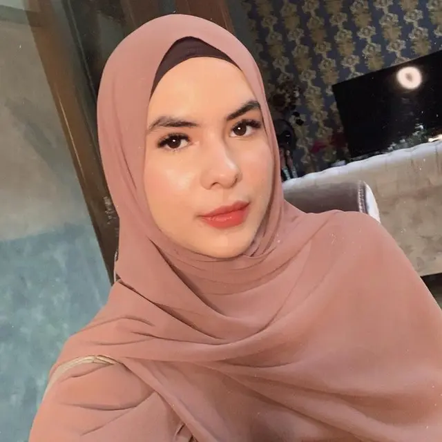 6 Potret Aktris Muda Blasteran saat Pakai Hijab, Tuai Pujian