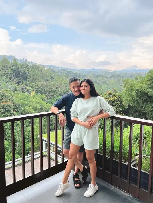 <p>Sederet netizen bahkan mendoakan agar Naysila Mirdad dan Arfito Hutagalung bisa segera naik ke pelaminan. (FOTO: instagram.com/naymirdad/)</p>