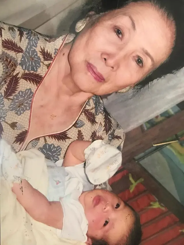 6 Potret Masa Kecil Eddy Meijer Anak Tunggal Maudy Koesnaedi, Blasteran Belanda