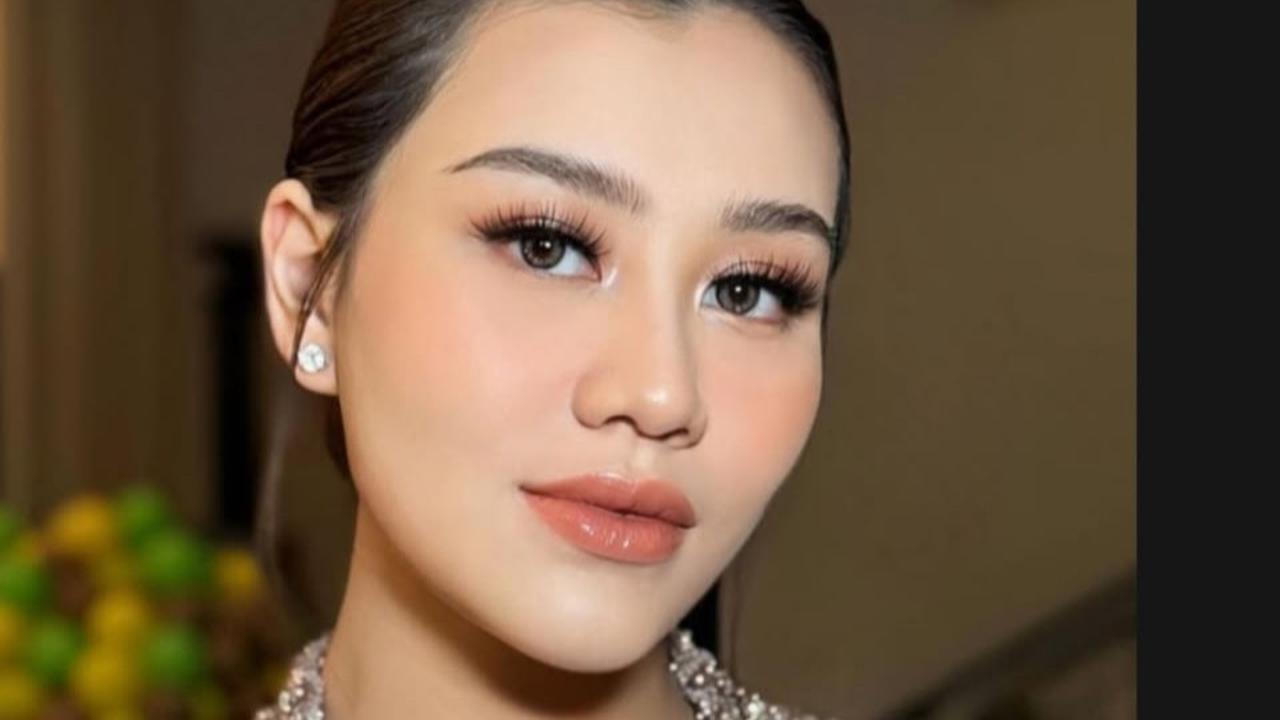 Baru Melahirkan, Potret Aaliyah Massaid Tampil Stunning Jadi Bridesmaid di Akad Nikah Alyssa Daguise & Al Ghazali