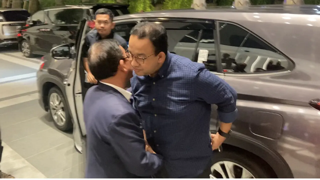 Bakal calon presiden (Bacapres) Partai NasDem Anies Baswedan tiba-tiba mendatangi Kantor DPP Partai Nasdem di Nasdem Tower, Gondangdia, Jakarta Pusat.