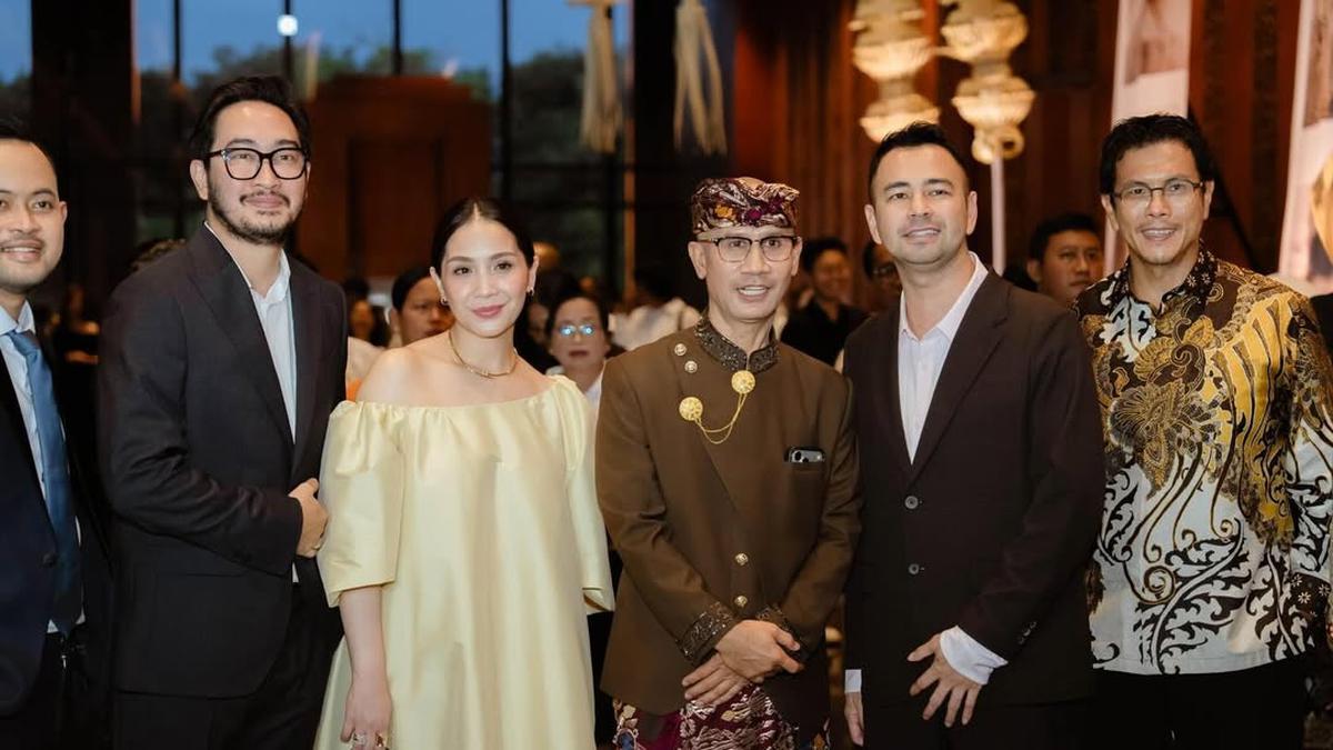 Gaya Kondangan Effortless Nagita Slavina dengan Dress Butter Yellow yang Viral