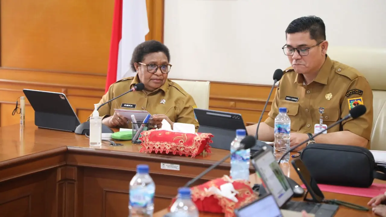 Ribka Haluk Desak Kepala Daerah Se-Papua untuk Segera Merealisasikan Dana Otsus ke Masyarakat