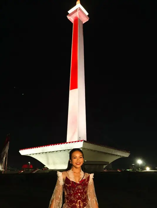  anggun, kuat, dan penuh kebanggaan akan warisan budaya. [@yurayunita].