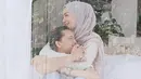 Melody Prima dan Tommy Bagus Setiadi menikah di tahun 2016. Anak pertama mereka, Achmad Ibrahim Al-Khalifi lahir pada tahun 2017. Nah belum lama ini keluarga kecilnya kedatangan anggota baru, Raffasya Arshaka yang lahir pada Maret 2020. (Instagram/melodyprima)