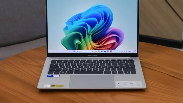 Asus Vivobook S14