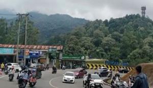 Volume Kendaraan Puncak Diprediksi Meningkat, Polres Cianjur Siapkan One Way. (Liputan6/Fira Syahrin)